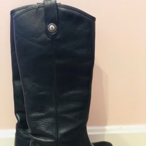 Black Women’s Frye Melissa Button Boot